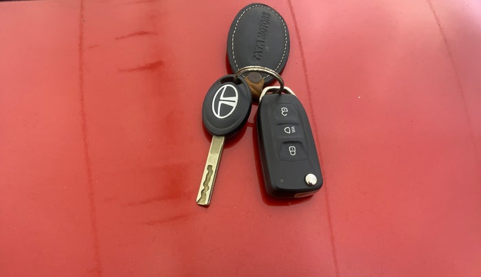 2019 Tata Tiago XZA PETROL, Petrol, Automatic, 45,133 km, Key Close Up