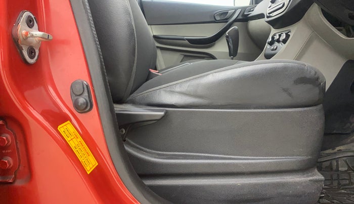 2019 Tata Tiago XZA PETROL, Petrol, Automatic, 45,133 km, Driver Side Adjustment Panel