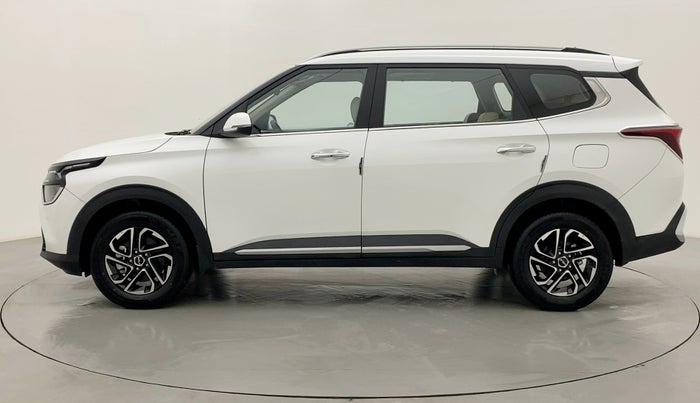 2022 KIA CARENS LUXURY PLUS 1.4G MT 6STR, Petrol, Manual, 3,084 km, Left Side
