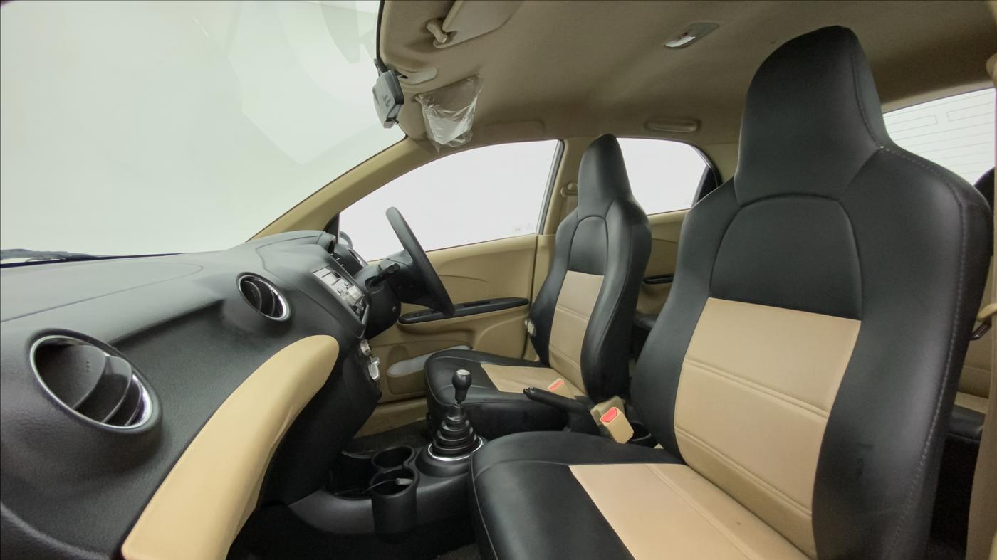2016 Honda Brio S MT, Petrol, Manual, 36,470 km, Right Side Front Door Cabin