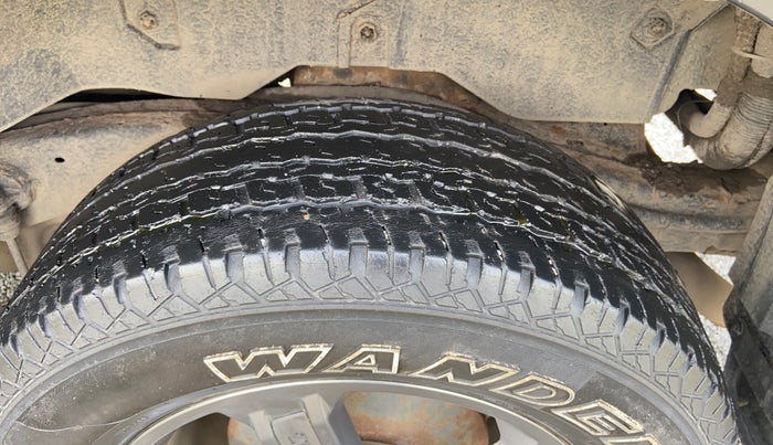 2021 Mahindra Thar LX PETROL HT 4WD AT, Petrol, Automatic, 58,909 km, Left Rear Tyre Tread