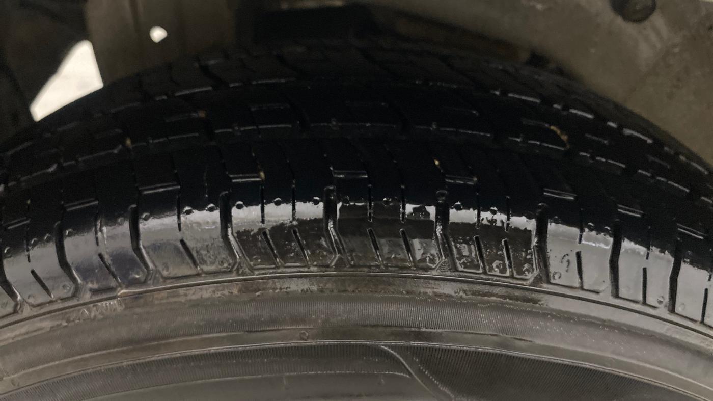 2013 Maruti A Star VXI (ABS) AT, Petrol, Automatic, 29,903 km, Right Rear Tyre Tread