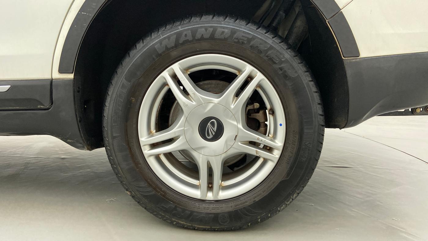 2018 Mahindra MARAZZO M6 7 STR, Diesel, Manual, 21,547 km, Left Rear Wheel
