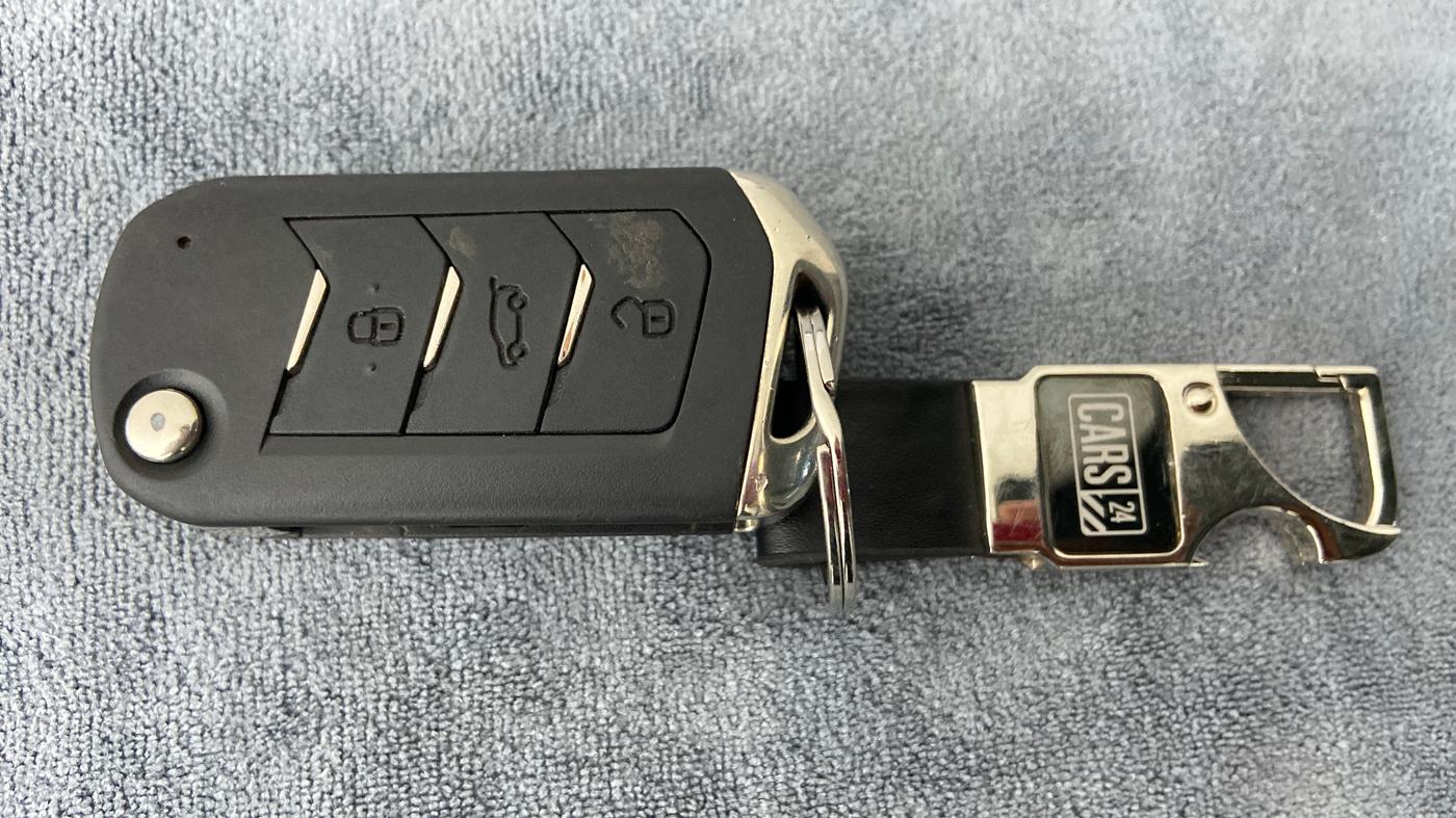 2018 Mahindra MARAZZO M6 7 STR, Diesel, Manual, 21,547 km, Key Close Up