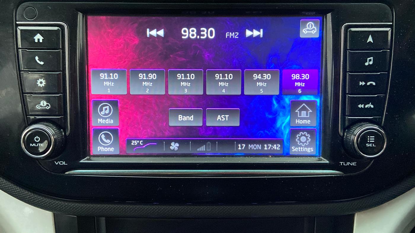 2018 Mahindra MARAZZO M6 7 STR, Diesel, Manual, 21,547 km, Infotainment System