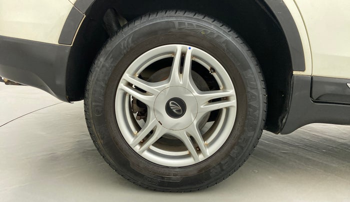 2018 Mahindra MARAZZO M6 7 STR, Diesel, Manual, 21,547 km, Right Rear Wheel