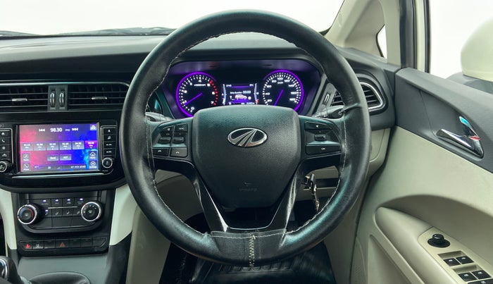 2018 Mahindra MARAZZO M6 7 STR, Diesel, Manual, 21,547 km, Steering Wheel Close Up
