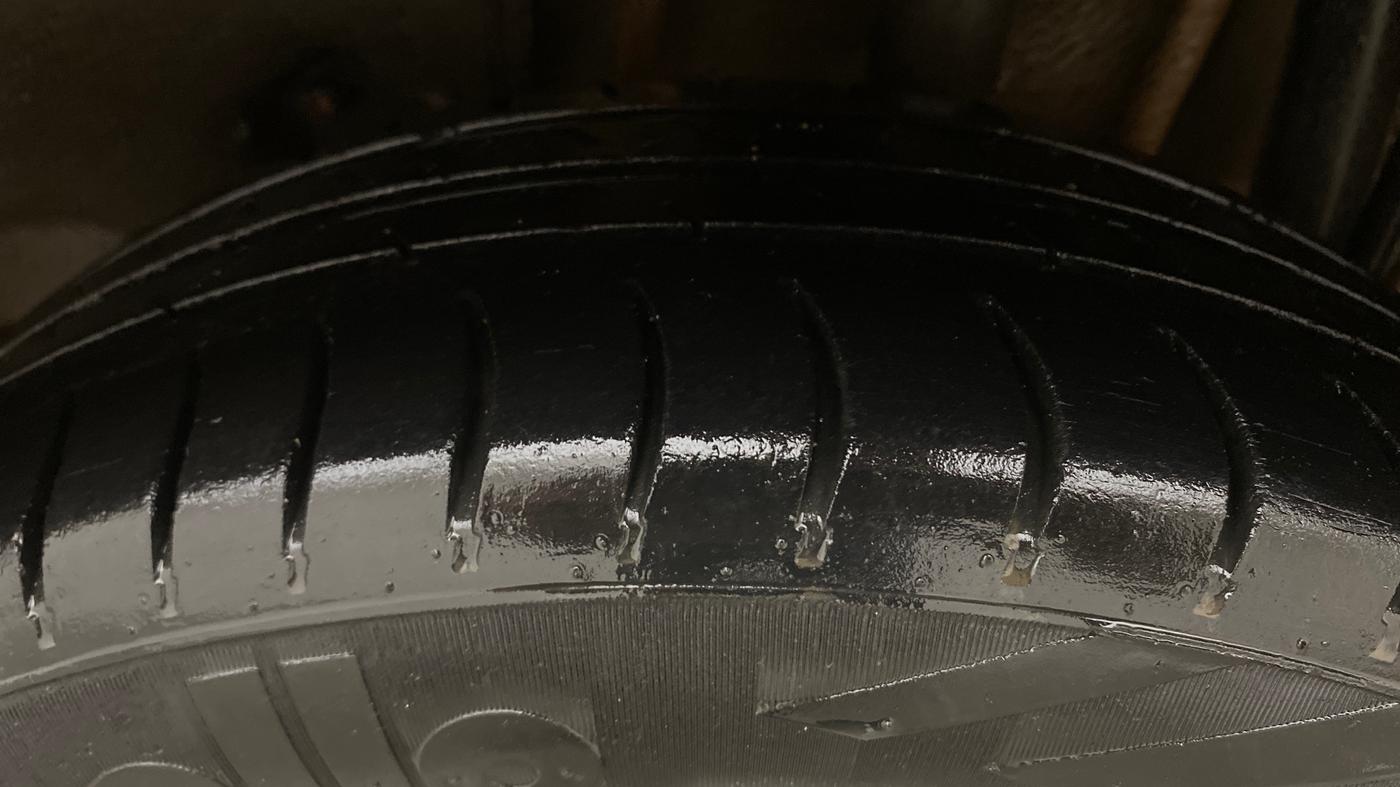2016 Tata Tiago XZ PETROL, Petrol, Manual, 73,795 km, Left Rear Tyre Tread
