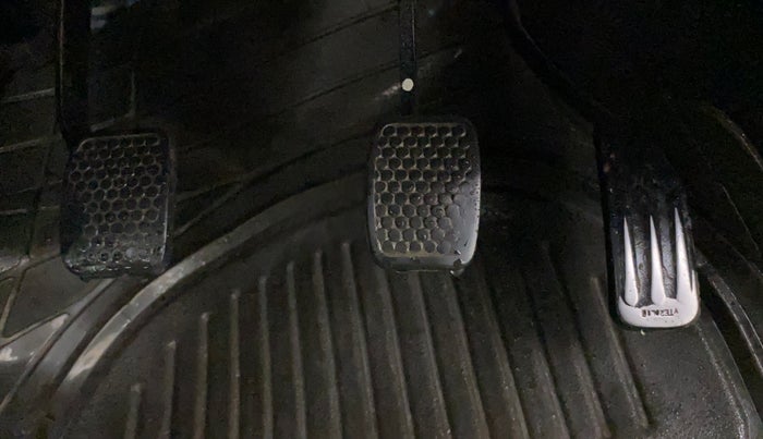 2013 Maruti Alto 800 LXI, Petrol, Manual, 66,158 km, Pedals