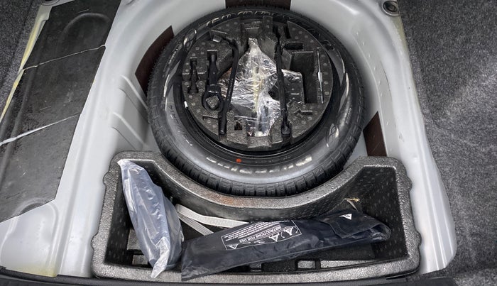 2019 Volkswagen Vento 1.2 TSI HIGHLINE PLUS AT, Petrol, Automatic, 24,046 km, Spare Tyre