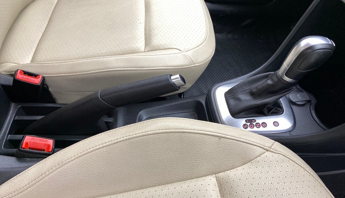 2019 Volkswagen Vento 1.2 TSI HIGHLINE PLUS AT, Petrol, Automatic, 24,046 km, Gear Lever