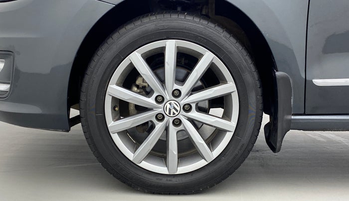 2019 Volkswagen Vento 1.2 TSI HIGHLINE PLUS AT, Petrol, Automatic, 24,046 km, Left Front Wheel