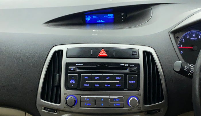 2013 Hyundai i20 SPORTZ 1.2, Petrol, Manual, 38,557 km, Infotainment System