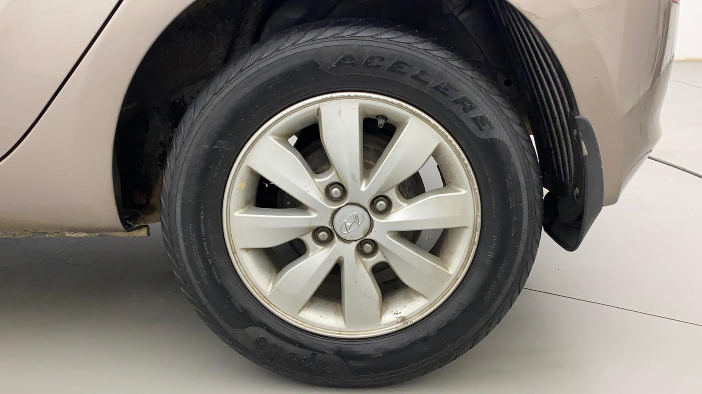 2013 Hyundai i20 SPORTZ 1.2, Petrol, Manual, 38,557 km, Left Rear Wheel