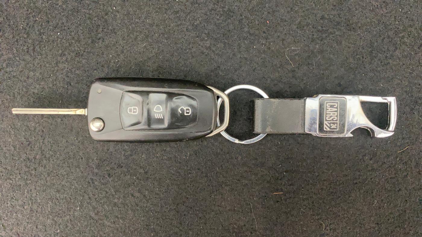 2019 Tata Tiago WIZZ EDITION PETROL, Petrol, Manual, 43,725 km, Key Close Up