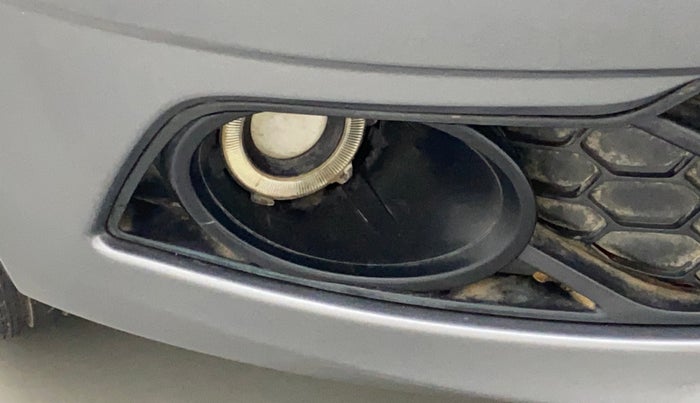 2019 Tata Tiago WIZZ EDITION PETROL, Petrol, Manual, 43,725 km, Right fog light - Not fixed properly