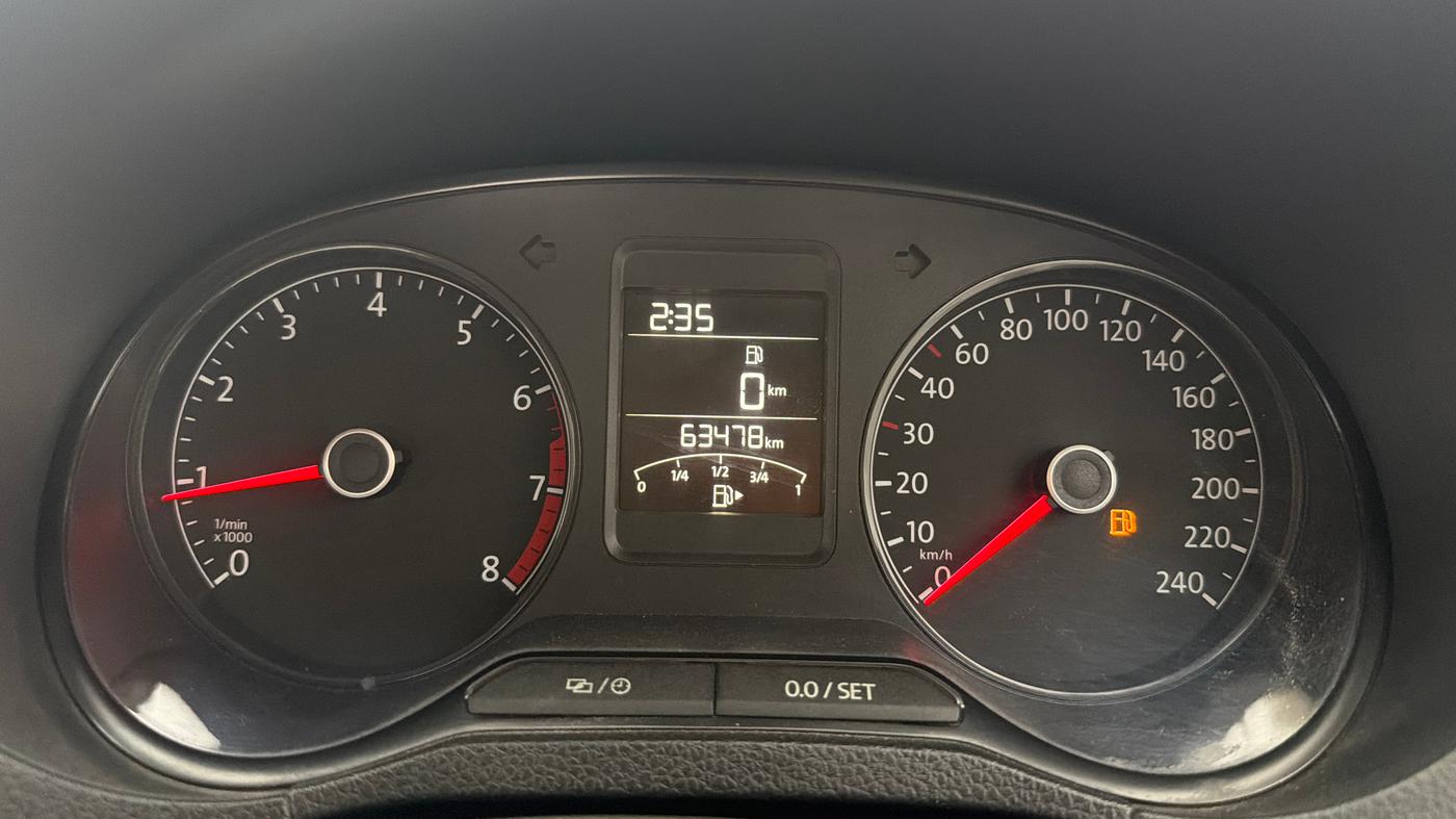 2017 Volkswagen Ameo HIGHLINE1.2L PLUS 16 ALLOY, Petrol, Manual, 63,427 km, Odometer Image