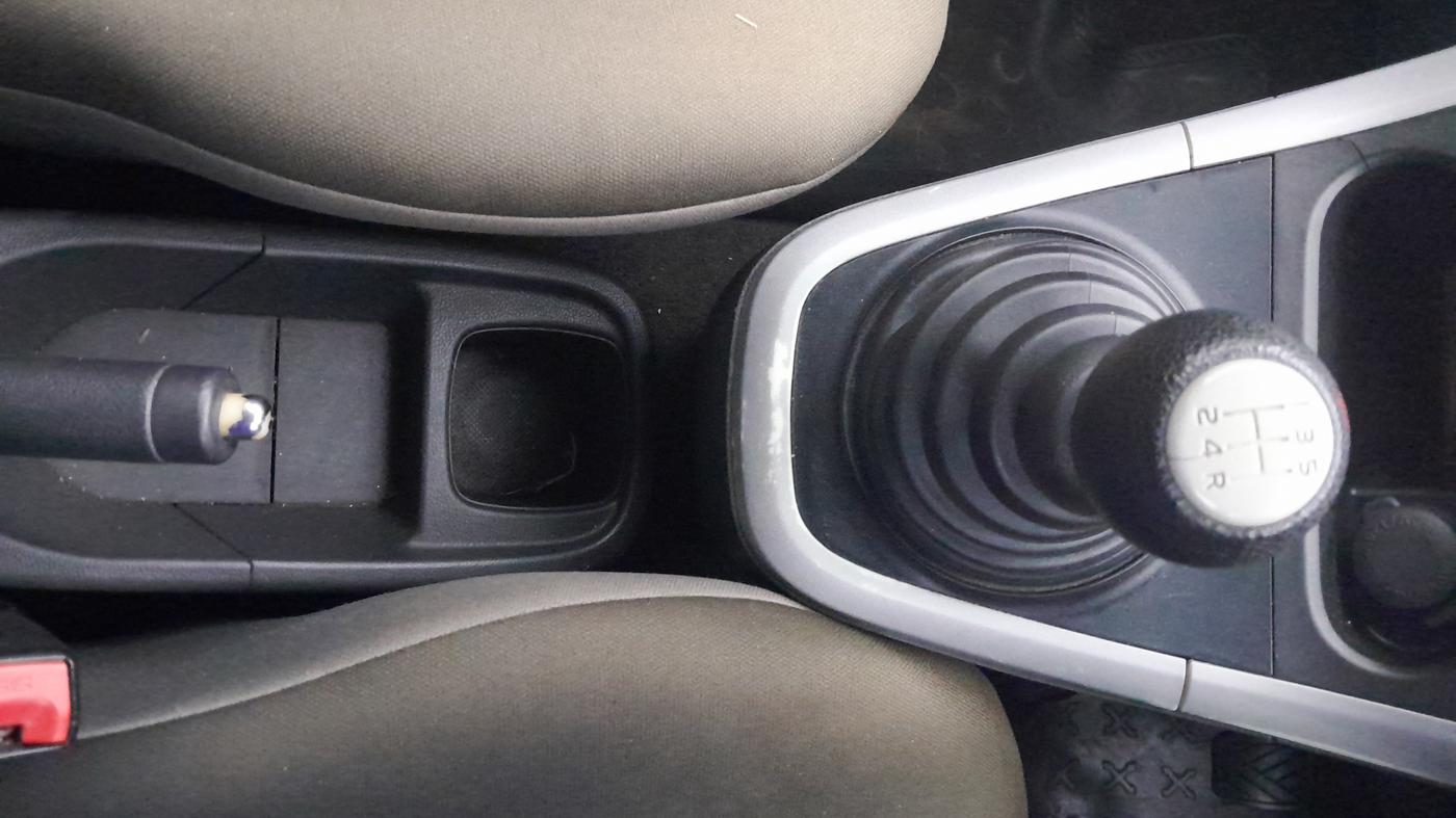 2014 Maruti Ritz VXI, Petrol, Manual, 92,624 km, Gear Lever