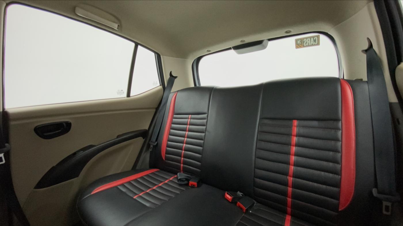 2014 Hyundai i10 MAGNA 1.1, Petrol, Manual, 64,274 km, Right Side Rear Door Cabin