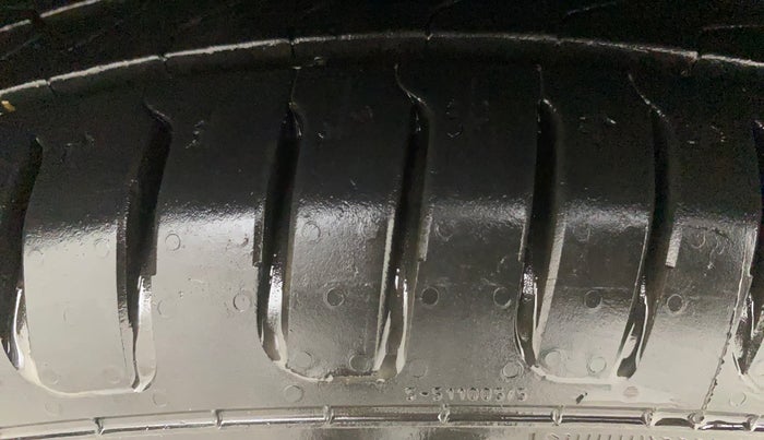 2012 Hyundai i20 SPORTZ 1.2, Petrol, Manual, 1,09,371 km, Left Front Tyre Tread