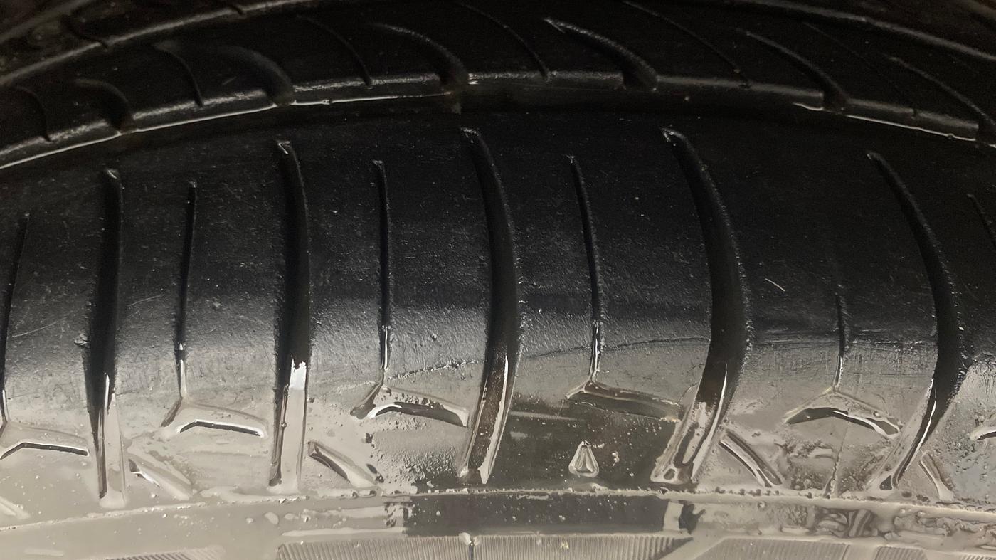 2020 Ford Ecosport AMBIENTE 1.5L PETROL, Petrol, Manual, 51,929 km, Right Front Tyre Tread