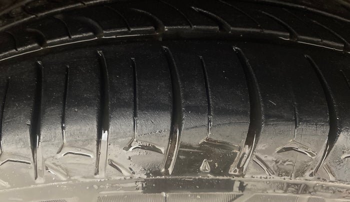 2020 Ford Ecosport AMBIENTE 1.5L PETROL, Petrol, Manual, 51,929 km, Right Front Tyre Tread