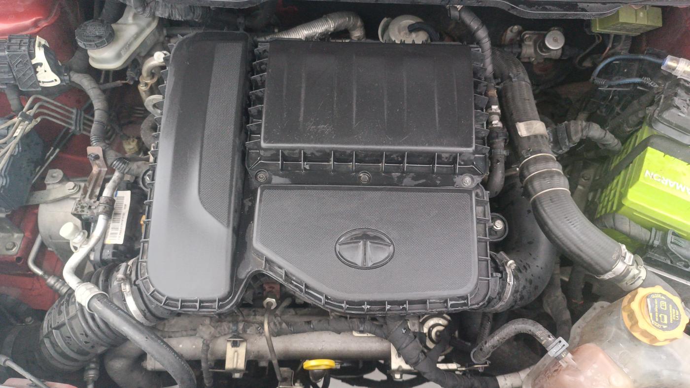 2018 Tata NEXON XZ PLUS DIESEL, Diesel, Manual, 1,08,660 km, Engine View