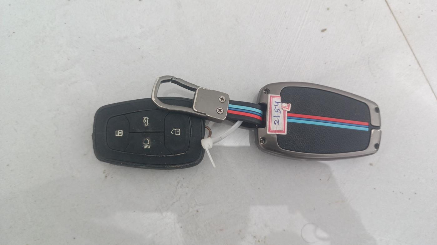2018 Tata NEXON XZ PLUS DIESEL, Diesel, Manual, 1,08,660 km, Key Close Up