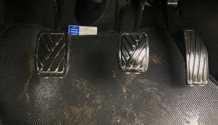 2018 Maruti IGNIS SIGMA 1.2, Petrol, Manual, 49,903 km, Pedals