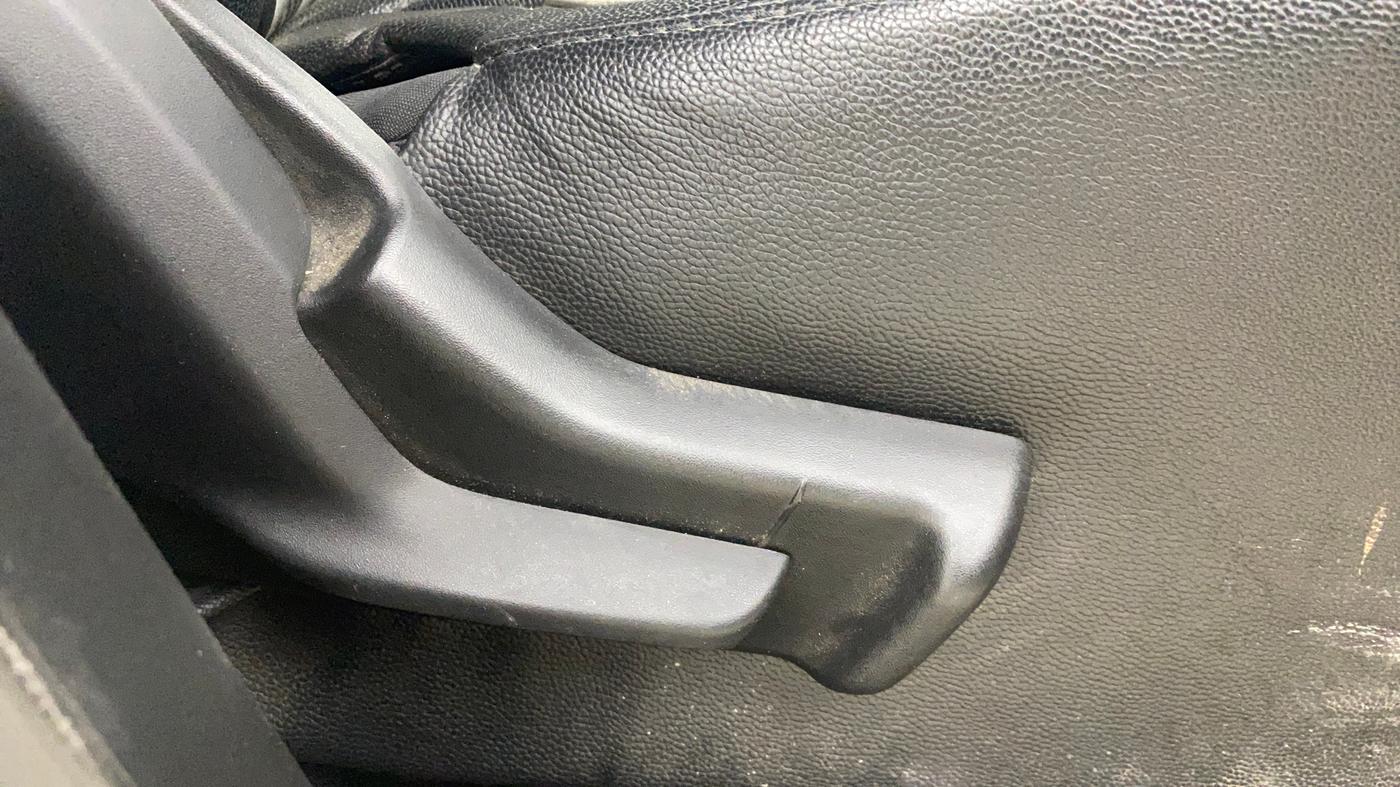 2018 Maruti IGNIS SIGMA 1.2, Petrol, Manual, 49,903 km, Driver Side Adjustment Panel