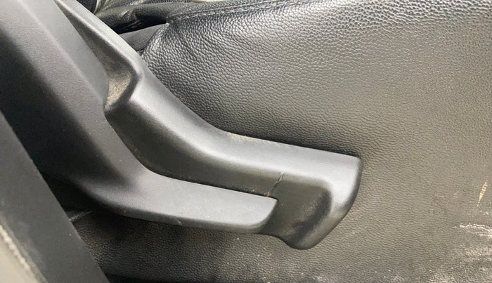 2018 Maruti IGNIS SIGMA 1.2, Petrol, Manual, 49,903 km, Driver Side Adjustment Panel