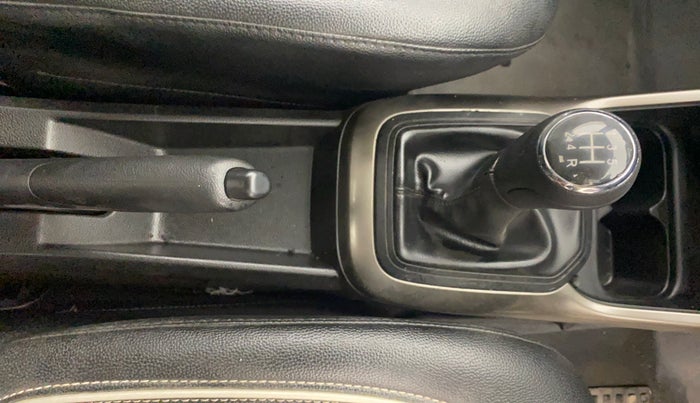 2018 Maruti IGNIS SIGMA 1.2, Petrol, Manual, 49,903 km, Gear Lever