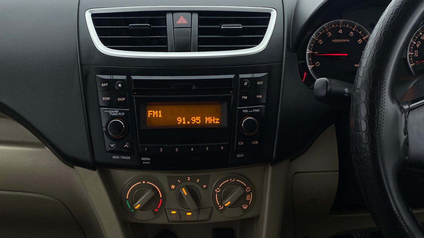 2017 Maruti Swift Dzire VXI OPT, Petrol, Manual, 61,258 km, Air Conditioner