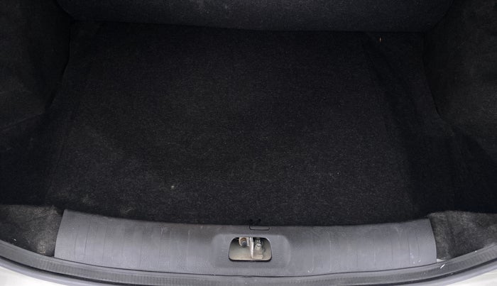 2017 Maruti Swift Dzire VXI OPT, Petrol, Manual, 61,258 km, Boot Inside