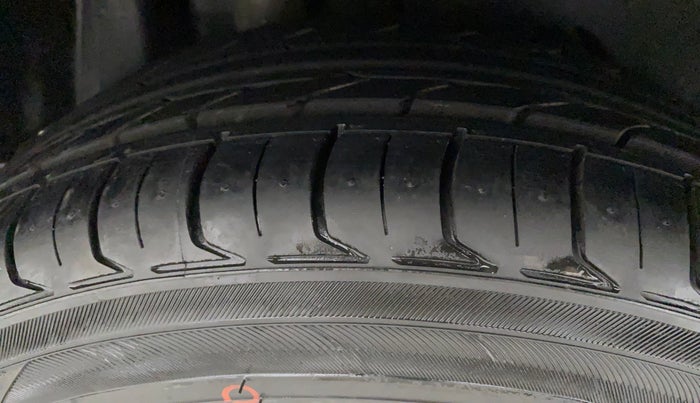 2018 Ford FREESTYLE TITANIUM 1.2 PETROL, Petrol, Manual, 54,017 km, Right Rear Tyre Tread