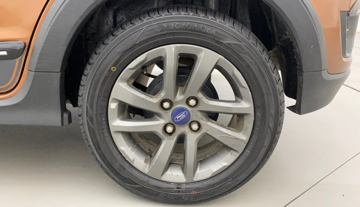 2018 Ford FREESTYLE TITANIUM 1.2 PETROL, Petrol, Manual, 54,017 km, Left Rear Wheel