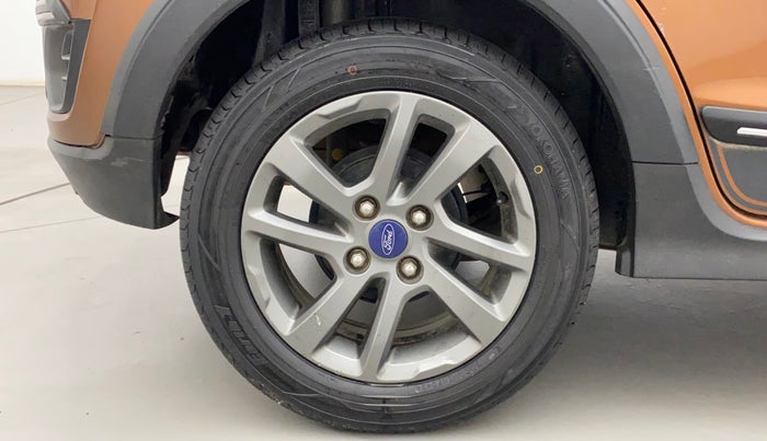 2018 Ford FREESTYLE TITANIUM 1.2 PETROL, Petrol, Manual, 54,017 km, Right Rear Wheel