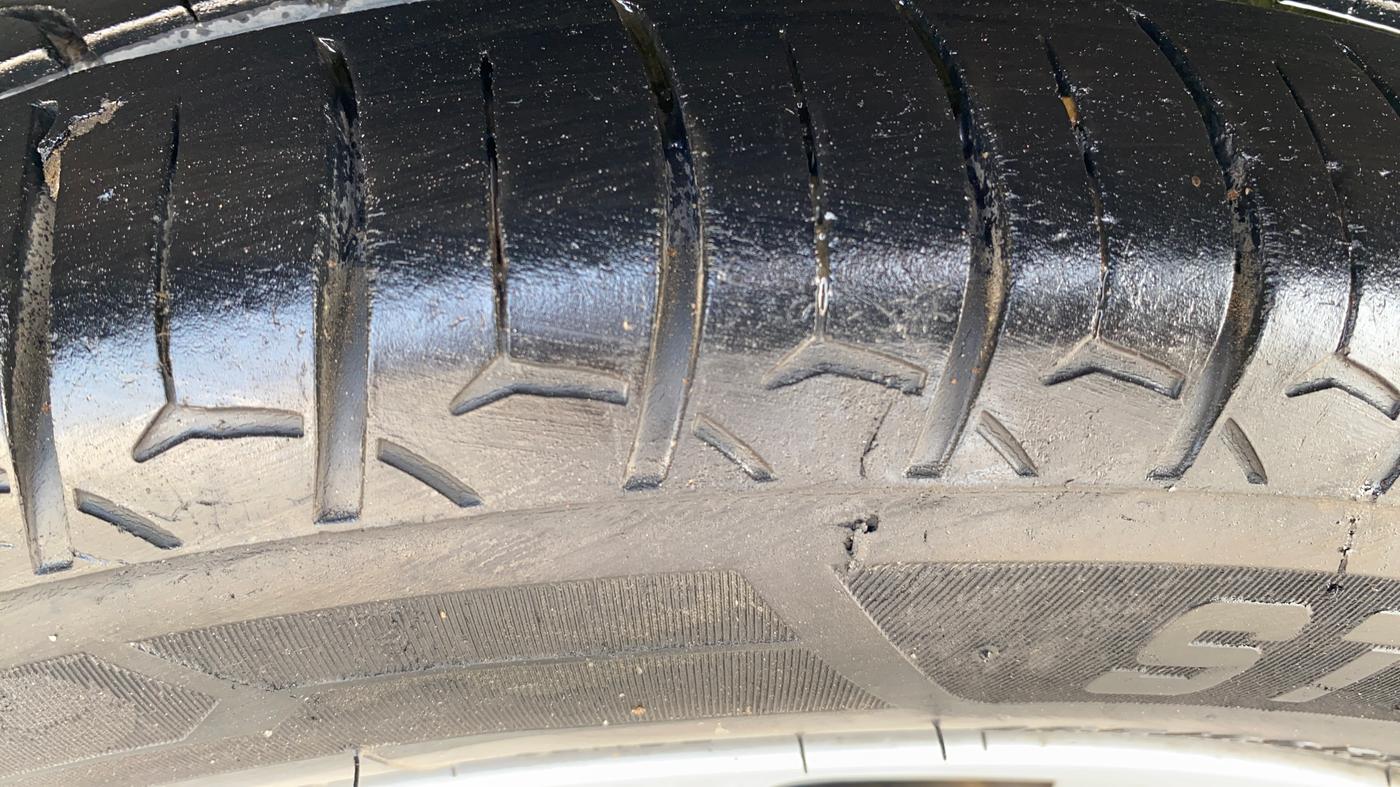2020 Toyota YARIS VX CVT, Petrol, Automatic, 77,912 km, Right Rear Tyre Tread