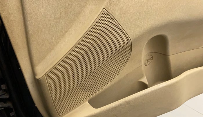 2012 Hyundai Verna FLUIDIC 1.6 CRDI SX, Diesel, Manual, 70,330 km, Infotainment system - Front speakers missing / not working