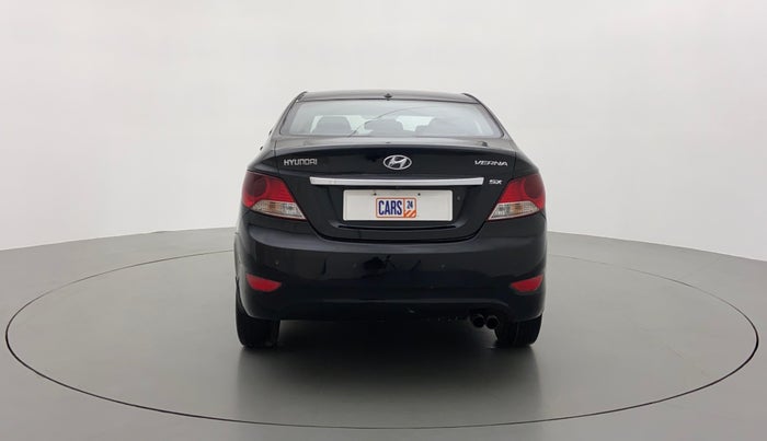 2012 Hyundai Verna FLUIDIC 1.6 CRDI SX, Diesel, Manual, 70,330 km, Back/Rear