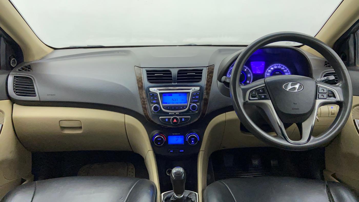 2012 Hyundai Verna FLUIDIC 1.6 CRDI SX, Diesel, Manual, 70,330 km, Dashboard