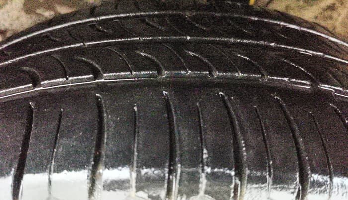 2018 Maruti Dzire ZXI PLUS AMT, Petrol, Automatic, 1,20,617 km, Left Front Tyre Tread