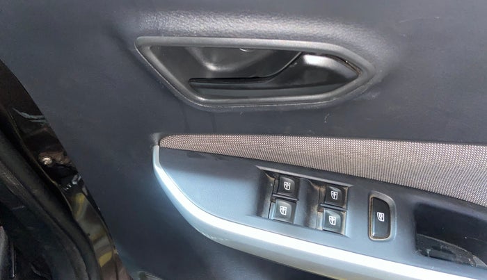 2022 Nissan MAGNITE XE, Petrol, Manual, 82,451 km, Driver Side Door Panels Control