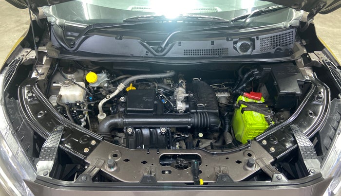 2022 Nissan MAGNITE XE, Petrol, Manual, 82,451 km, Engine View