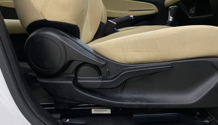 2021 Honda City 1.5L I-VTEC VX CVT, Petrol, Automatic, 13,019 km, Driver Side Adjustment Panel
