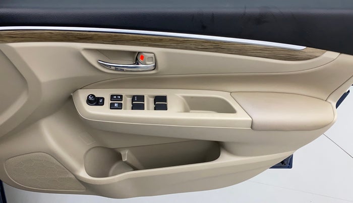 2019 Maruti Ciaz ALPHA 1.5 SHVS PETROL, Petrol, Manual, 25,099 km, Driver Side Door Panels Control