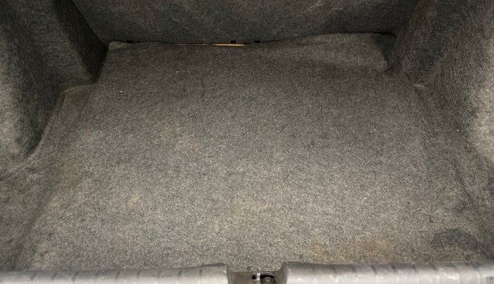 2018 Honda Amaze 1.2L I-VTEC V CVT, Petrol, Automatic, 50,982 km, Boot Inside