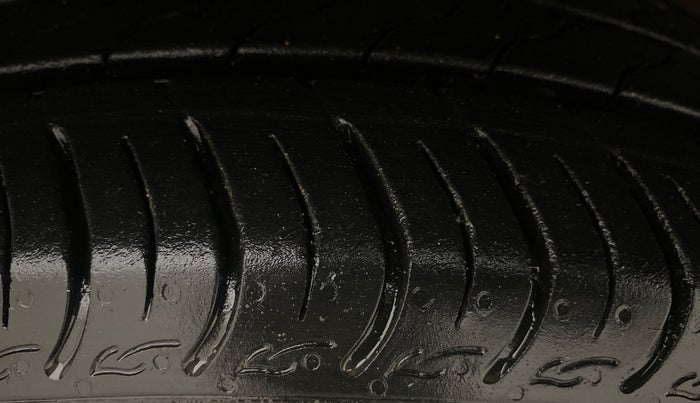 2018 Honda Amaze 1.2L I-VTEC V CVT, Petrol, Automatic, 50,982 km, Left Front Tyre Tread