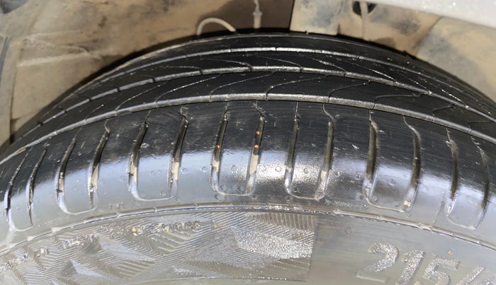 2019 Hyundai VENUE SX PLUS 1.0 TURBO DCT, Petrol, Automatic, 99,091 km, Right Front Tyre Tread