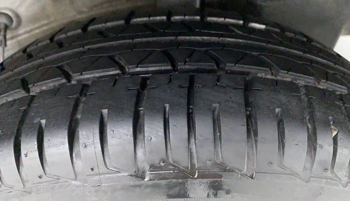 2011 Toyota Etios G SP, Petrol, Manual, 70,272 km, Left Rear Tyre Tread